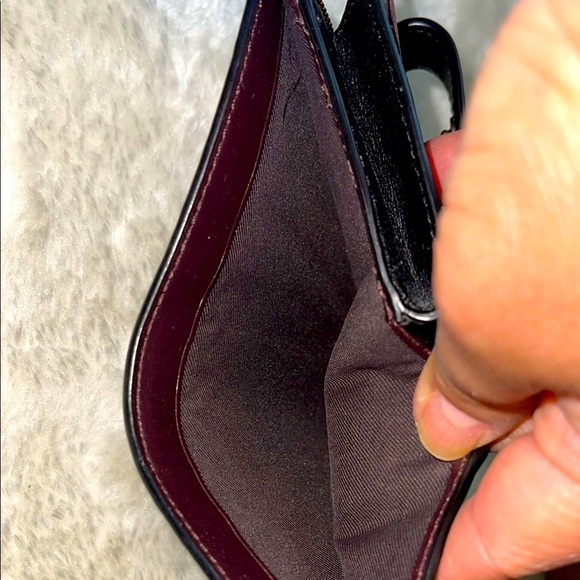 Coach Black Debossed  Leather Wallet - Picture 9 of 9